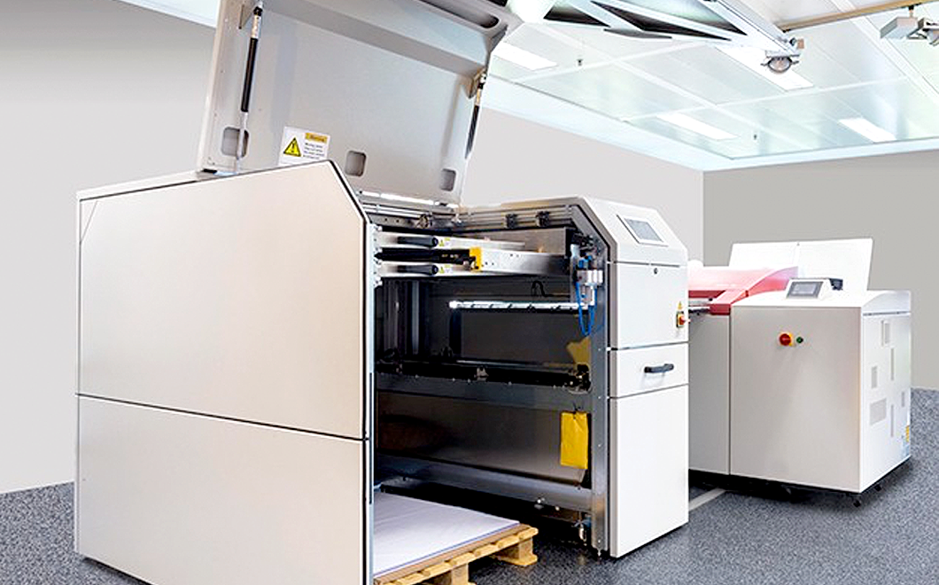 アグファゲバルト社の「Expert Loader」